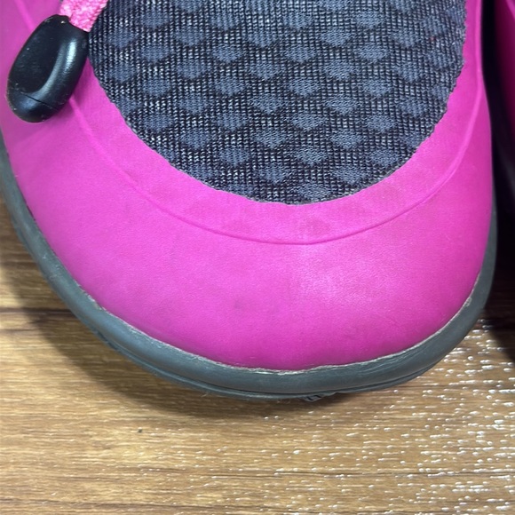 Bogs Girls Ankle Boots Youth size 5 Bungee Pink Gray Hiking Waterproof Booties - Picture 8 of 14